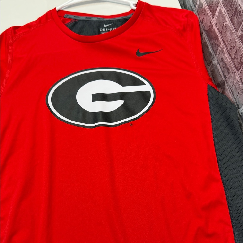 Nike‎ Georgia Bulldogs T-shirt